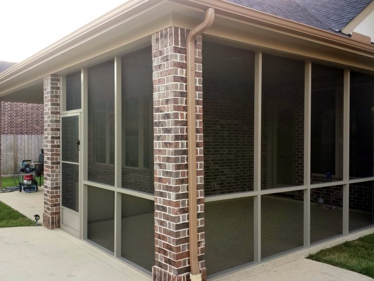 Read more about the article A few things to know about a Porch or Patio Screen Room