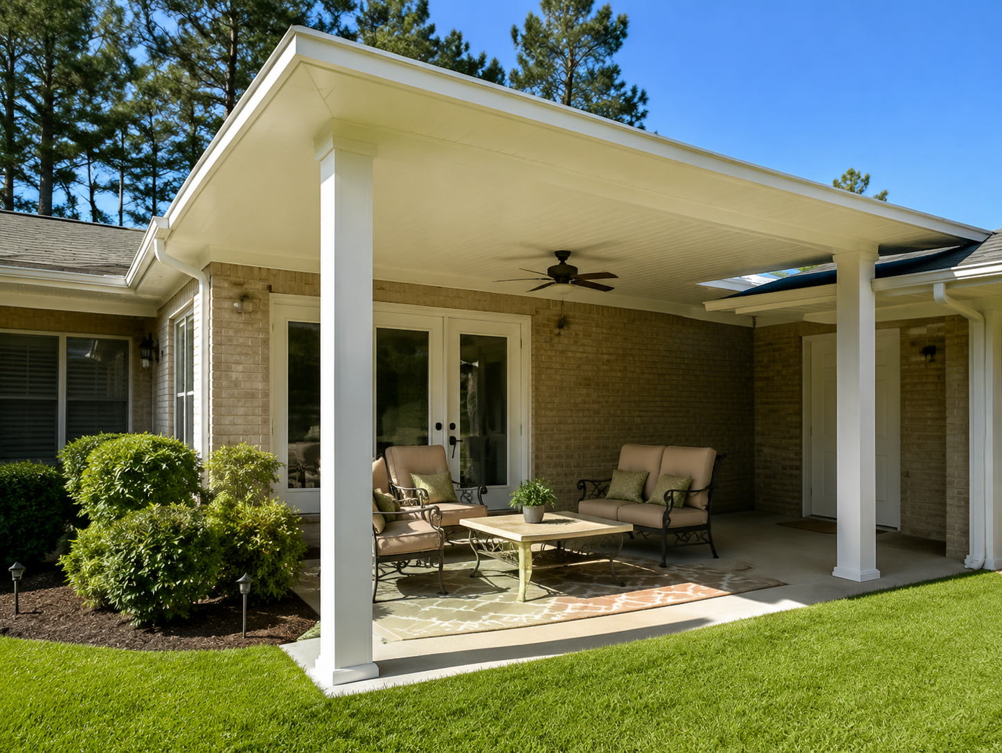 Elite aluminum patio cover with clean finished look in Brazoria County