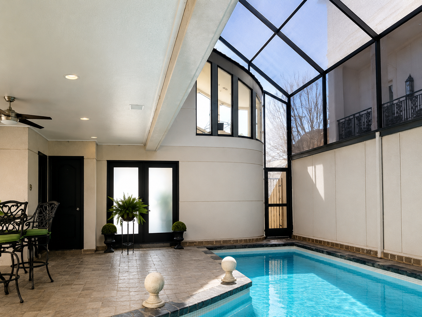 Pool cage aluminum framing with Phifer screen